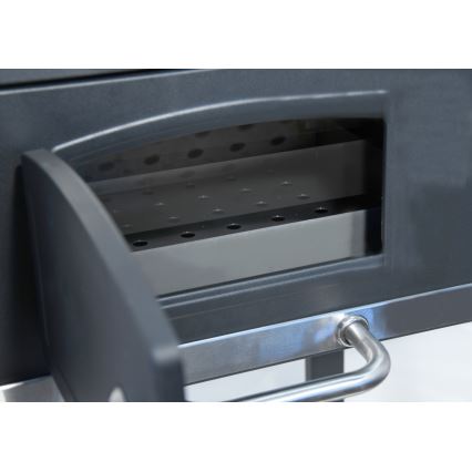 Charcoal grill black