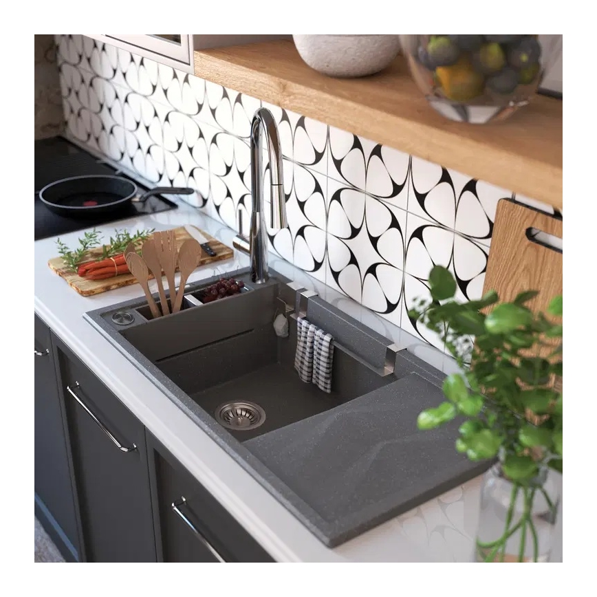 Deante BDH_072M - Sink tap with pull-out sprayer LUKRECJA shiny chrome