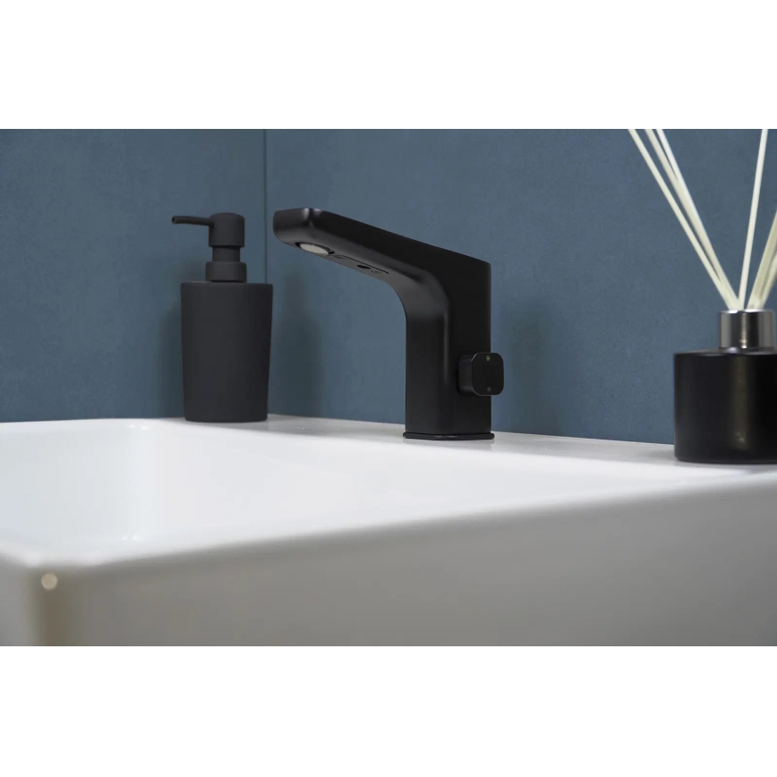 Deante BQH_N29R - Touchless basin tap with temperature regulation HIACYNT 4xAA black