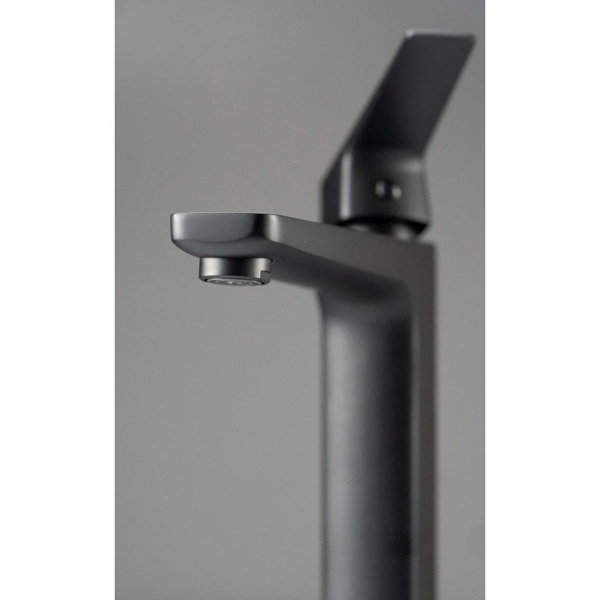 Deante BQL_N20K - BLUR washbasin mixer black