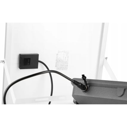 Dimmable LED Solar Floodlight LED/100W/3.2V 5000K 10500 mAh IP65 Black with Remote Control