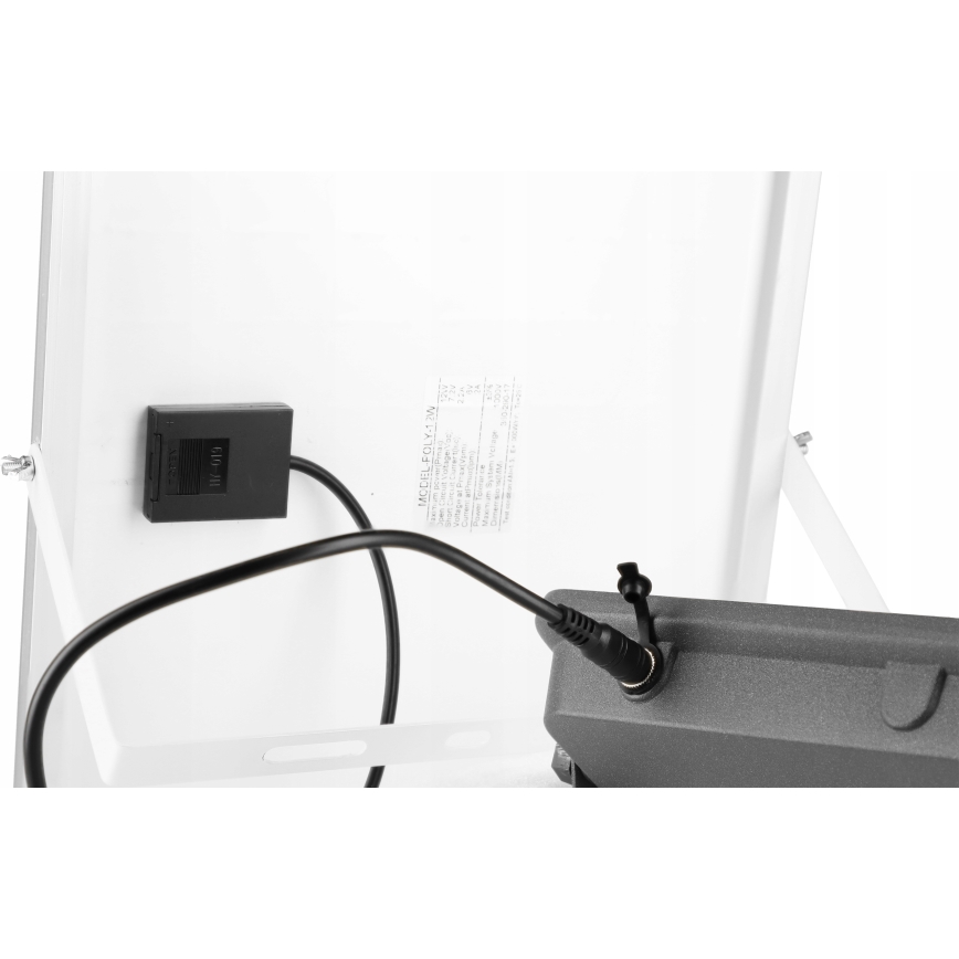 Dimmable LED Solar Floodlight LED/100W/3.2V 5000K 10500 mAh IP65 Black with Remote Control