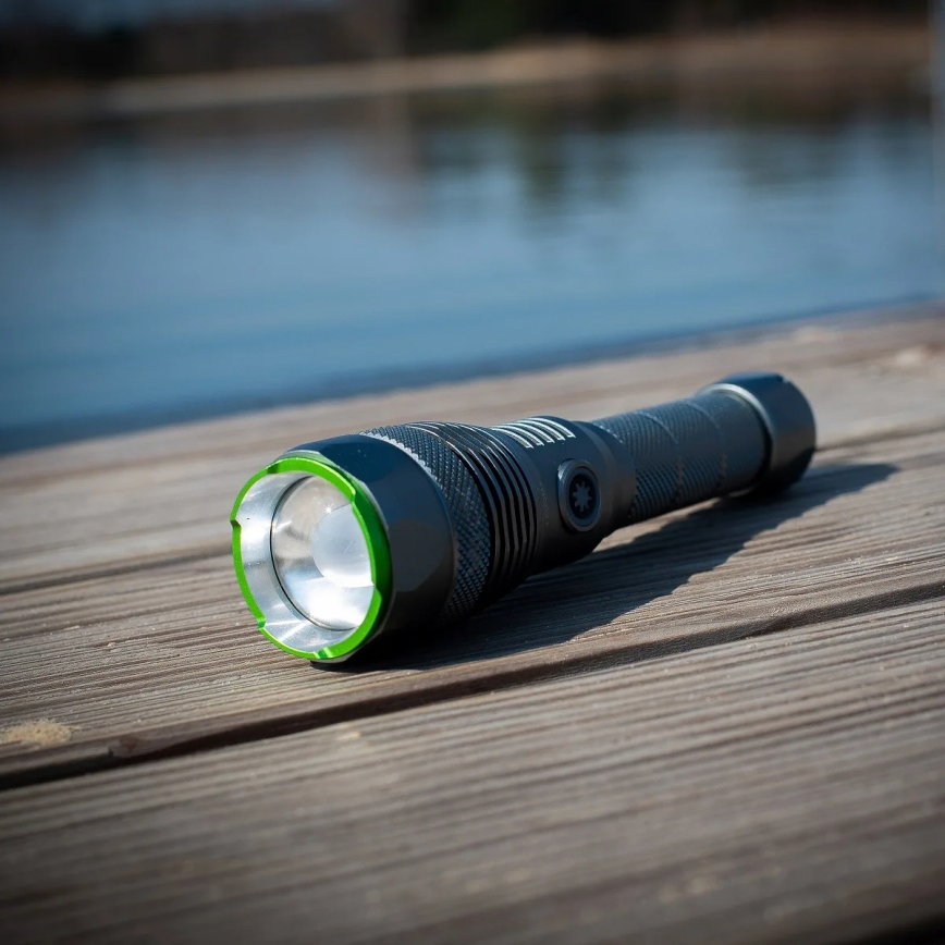 Dimmable rechargeable LED flashlight with power bank function LED/30W/5V IPX7 3000 lm 4000 mAh