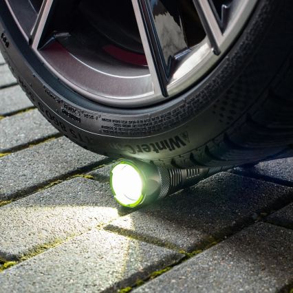 Dimmable rechargeable LED flashlight with power bank function LED/30W/5V IPX7 3000 lm 4000 mAh