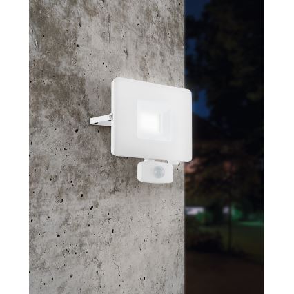 Eglo - LED flood light with sensor LED/30W/230V IP44