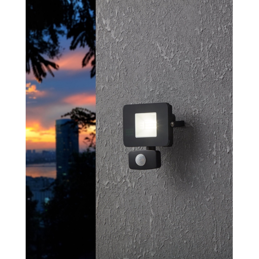 Eglo - LED Floodlight with a sensor LED/10W/230V IP44
