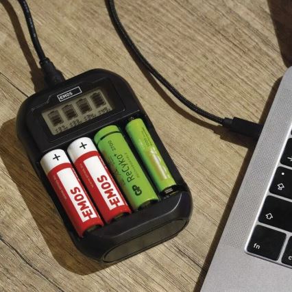 Battery charger with LCD display 4xAA/AAA 5V