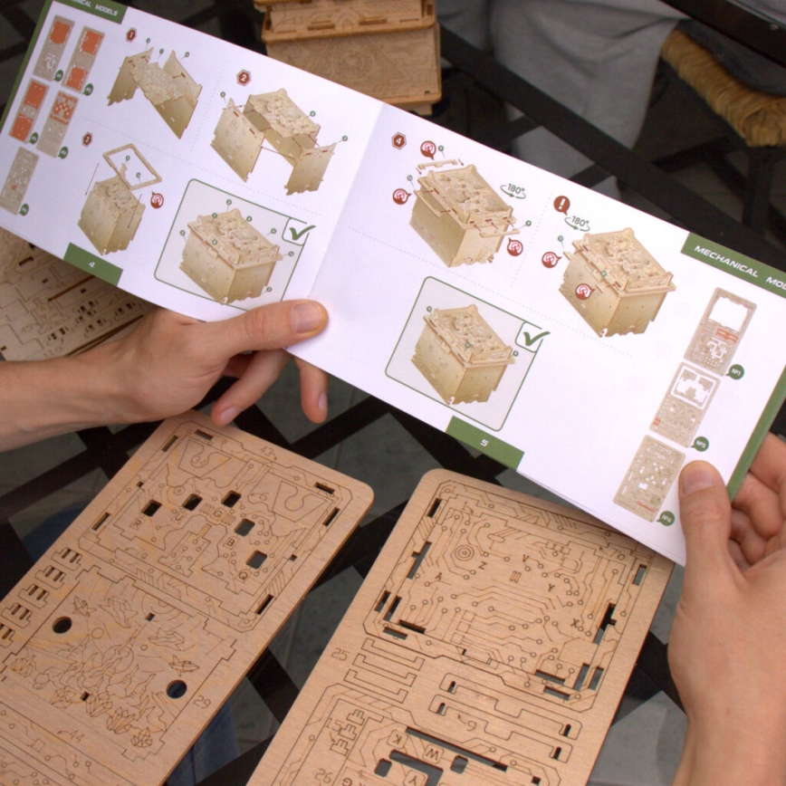 EscapeWelt - 3D wooden mechanical puzzle Orbital box