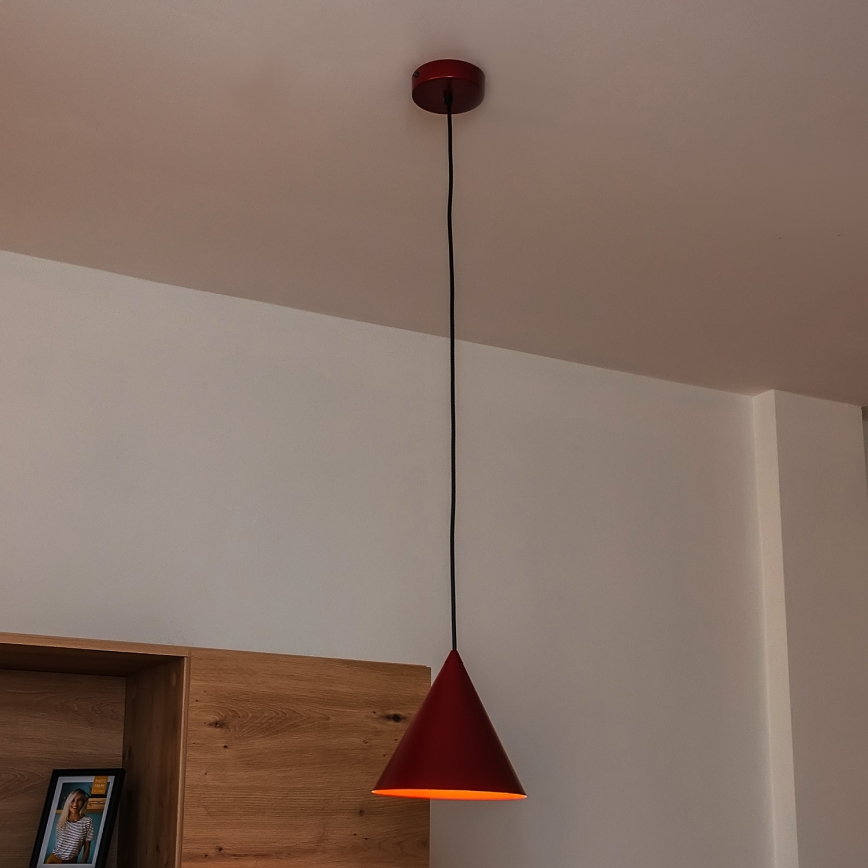 ETNA II cord pendant, 1xE27/15W/230V, dia. 18,5 cm, red