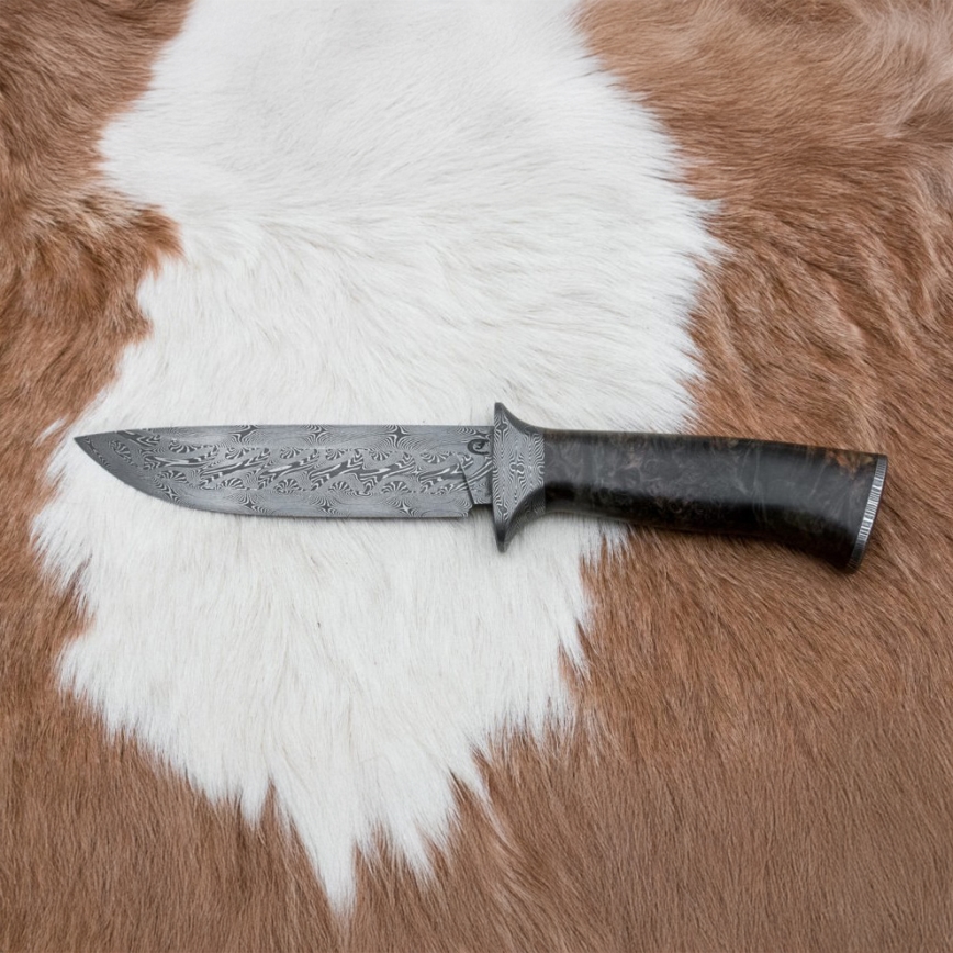 Exclusive Damascus knife 13,8 cm maple