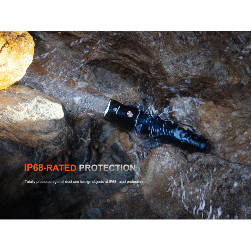 Fenix PD36RACE - Dimmable USB-rechargeable LED flashlight, 5000 mAh, IP68, 3000 lm, 63.45 h, black