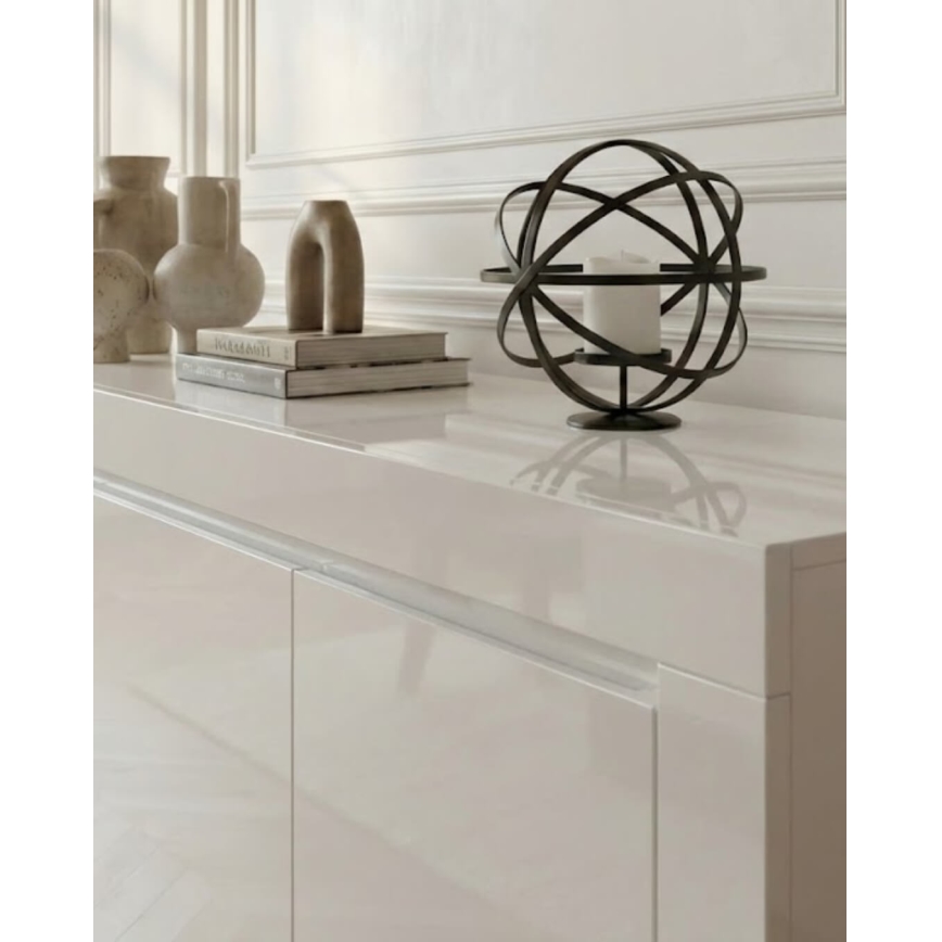 FINERA White Chest of Drawers
