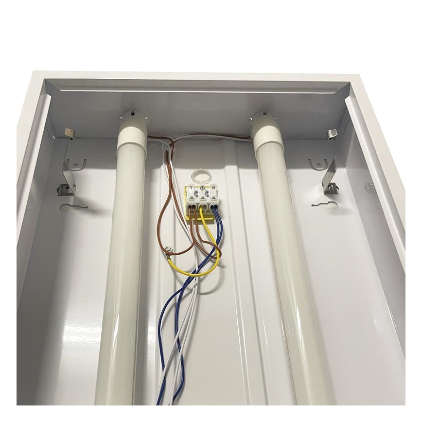 Fluorescent light T8 2xG13/18W/230V 120 cm
