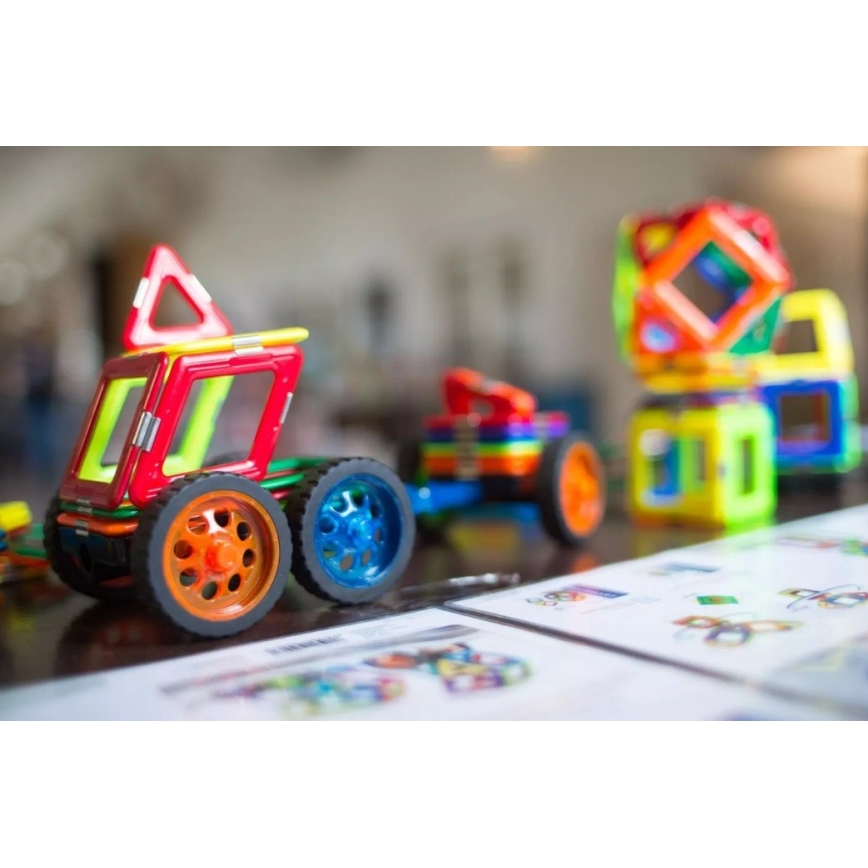 GeoSmart - Magnetic building set Space Truck 42 pcs