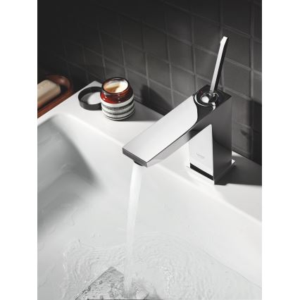 GROHE 23657000 - EUROCUBE JOY Basin Mixer, Size M, Polished Chrome