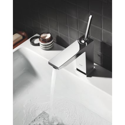 GROHE 23657000 - EUROCUBE JOY Basin Mixer, Size M, Polished Chrome