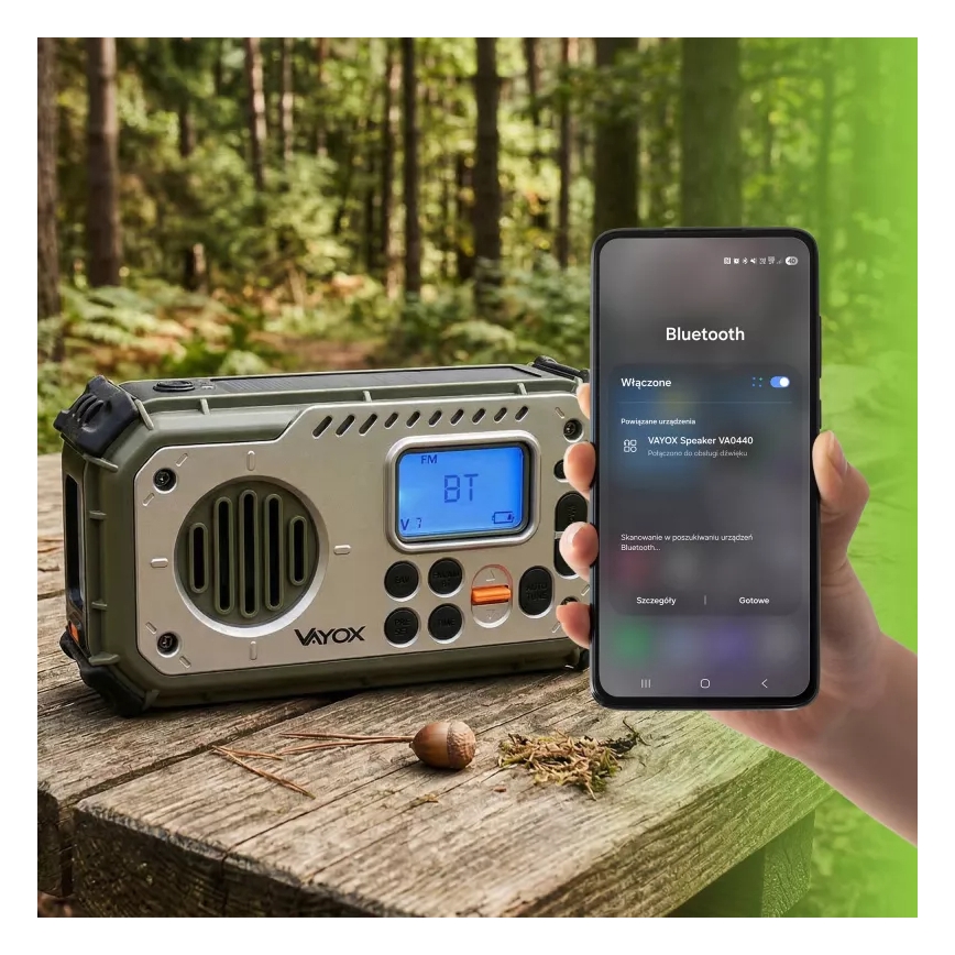 Camping radio with hand crank, solar panel and LED flashlight with power bank function, 5V / 3×AAA / 2000 mAh, IPX4, green