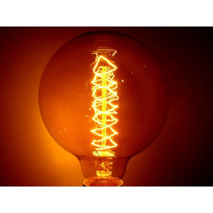 Heavy-duty decorative dimmable bulb SELRED G125 E27/60W/230V 2200K