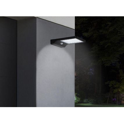 HÖFFTECH - LED Solar Wall Light with Motion and Dusk Sensor LED/3,7V 2200 mAh IP44