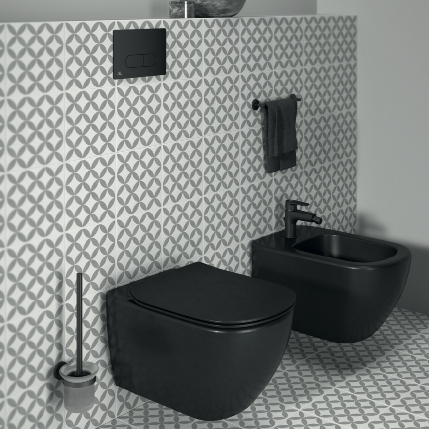 Ideal Standard T3546V3 - TESI wall-hung toilet with SoftClose seat, ceramic/black
