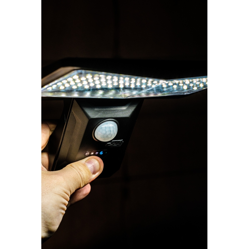 LED Solar wall light with sensor LED/2,6W/5,5V IP65 black