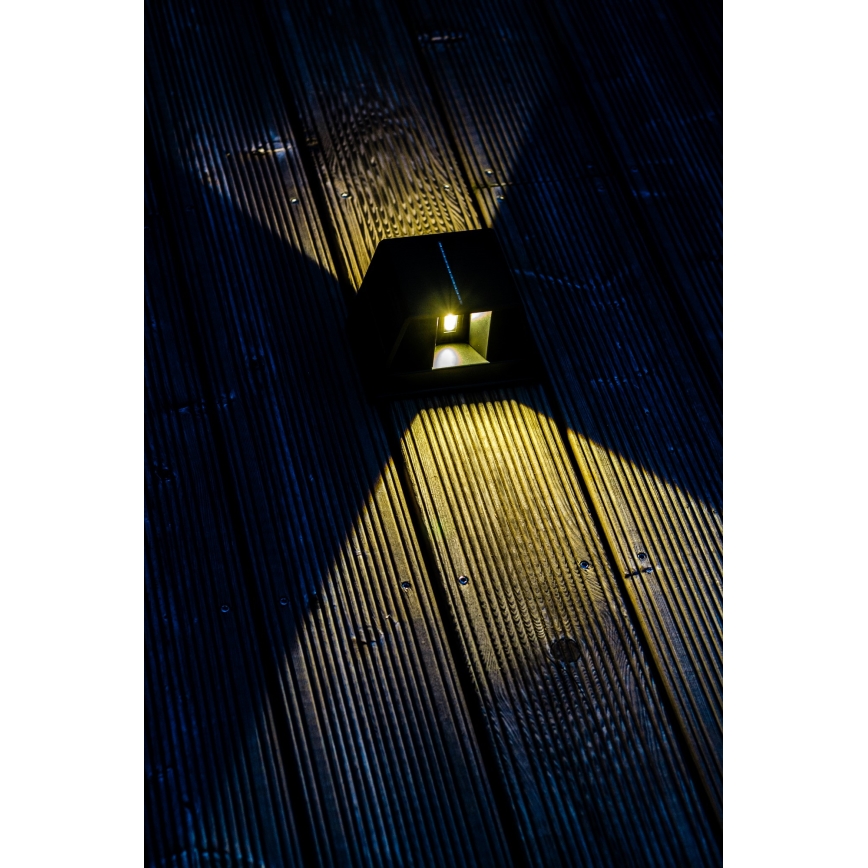LED Solar wall light with a sensor LED/2W/5V IP54