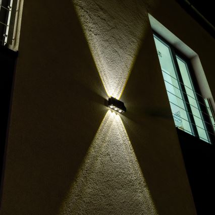 LED Solar wall light with sensor LED/2W/5V IP54 1300 mAh