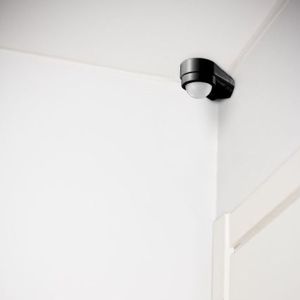 Infrared outdoor motion sensor 240° 600W/230V IP65 black