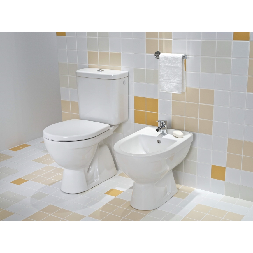 JIKA H8263870002413 - Close-coupled toilet LYRA ceramics/white