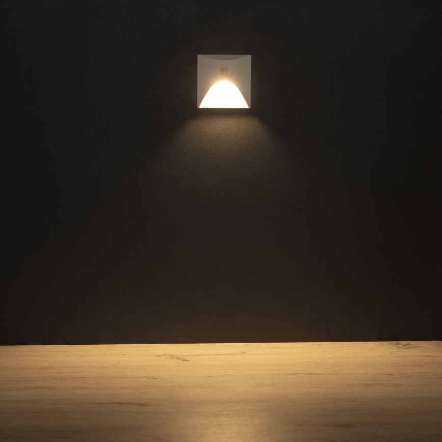 EXIN LED Staircase Light with Motion and Twilight Sensor LED/2,5W/230V 3000K IP65 White Square