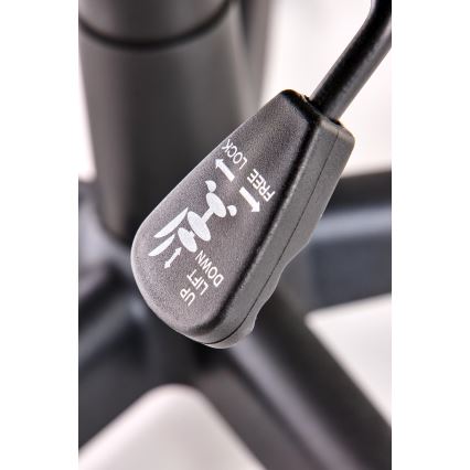 KENU Office Chair – Black/Red