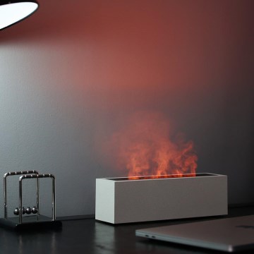 LED Aroma diffuser and air humidifier with flame imitation LED/10W/5V