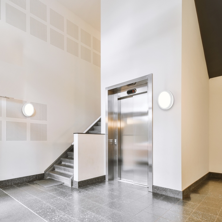 LED Bathroom ceiling light with sensor LED/12W/230V 3000/4000/6500K IP65 d. 20 cm white + remote control