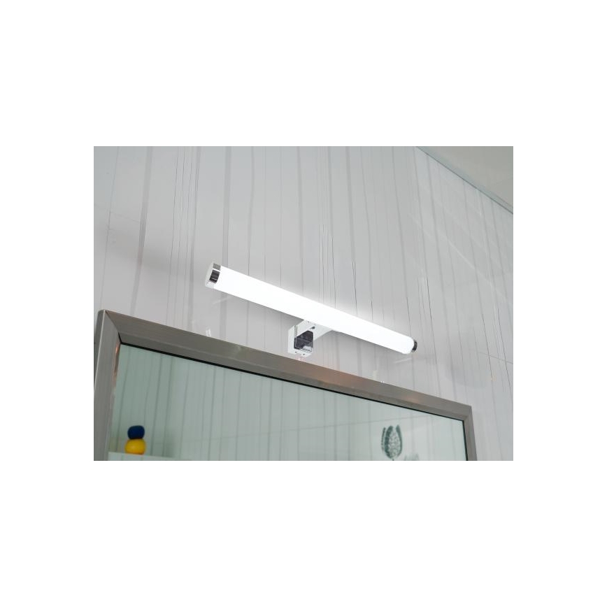 LED Bathroom Mirror Light LED/8W/230V 30 cm IP44 Polished Chrome