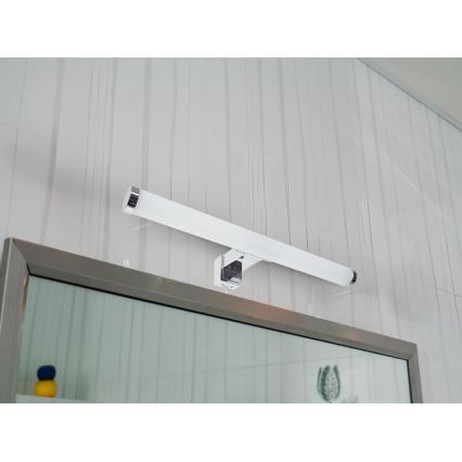 LED Bathroom Mirror Light LED/8W/230V 30 cm IP44 Polished Chrome