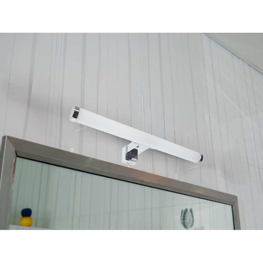 LED Bathroom Mirror Light LED/8W/230V 30 cm IP44 Polished Chrome