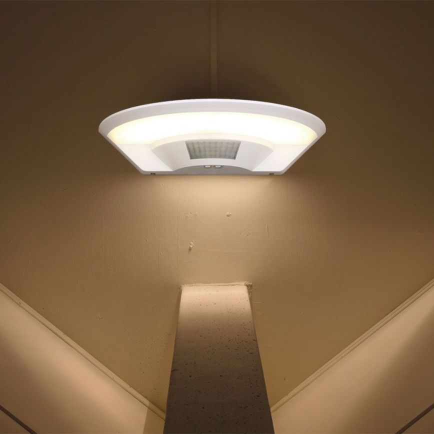 LED Bathroom wall light with sensor SAMSUNG CHIP LED/10W/230V 4000K IP54 white