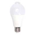 LED Bulb with Motion and Dusk Sensor A60 E27/6W/230V 6500K - Aigostar