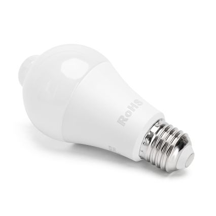 LED Bulb with Motion and Dusk Sensor A60 E27/6W/230V 6500K - Aigostar