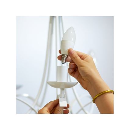 LED Dimmable bulb C37 E14/4,9W/230V 2700K CRI 90 Wi-Fi - WiZ