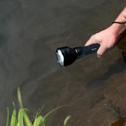 LED Dimmable rechargeable flashlight LED/20W/5V IPX5 1900 shiny 5000 mAh