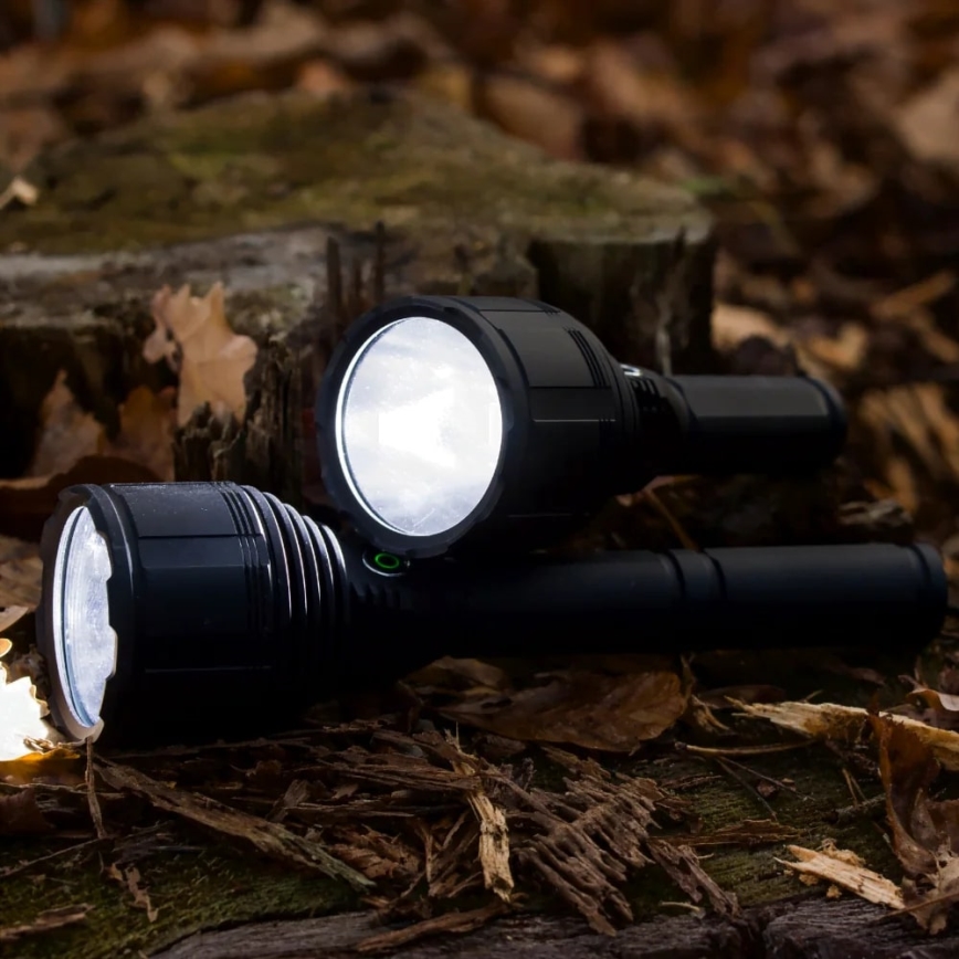 LED Dimmable rechargeable flashlight LED/30W/5V IPX7 3000 shiny 8400 mAh