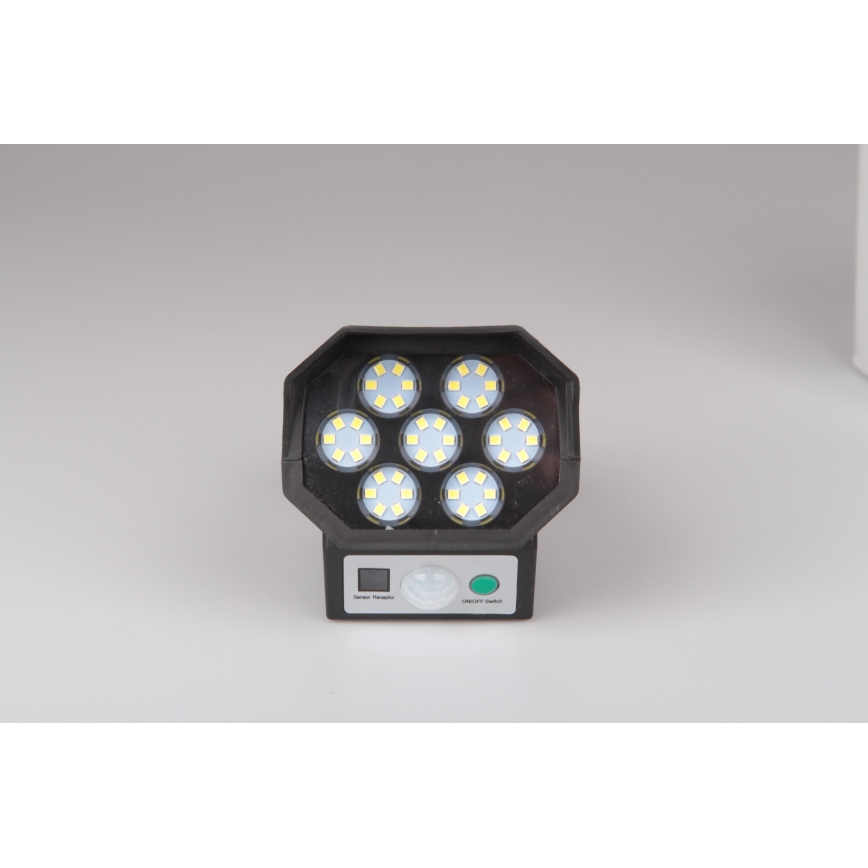 LED Dummy security camera with sensor and with a solar panel LED/5W/5,5V IP65 + remote control