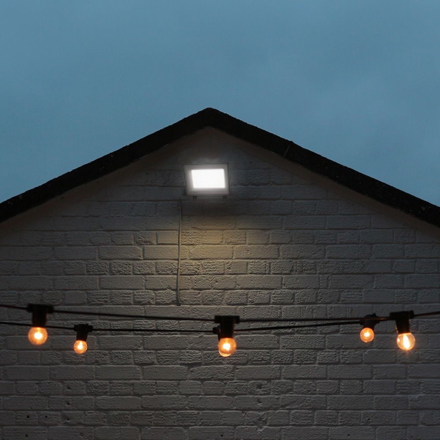 LED Floodlight LED/30W/230V IP65 3000/4000/6500K
