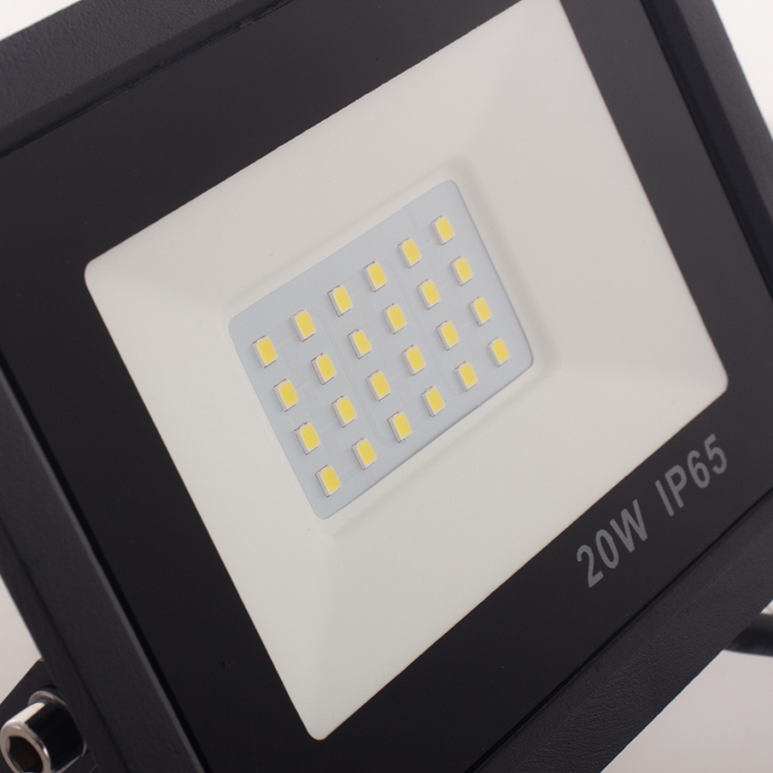 LED Floodlight with a sensor LED/20W/230V IP65