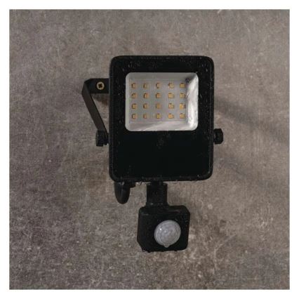 LED Floodlight with a sensor VISIO LED/10W/230V 4000K IP65