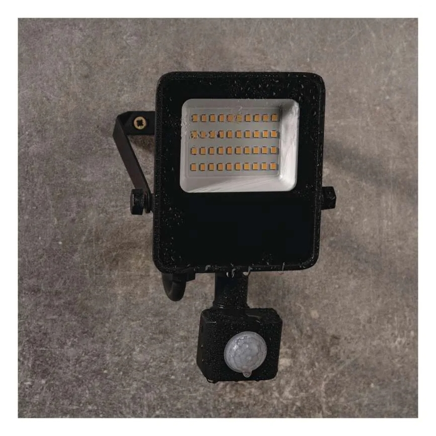 LED Floodlight with a sensor VISIO LED/20W/230V 4000K IP65