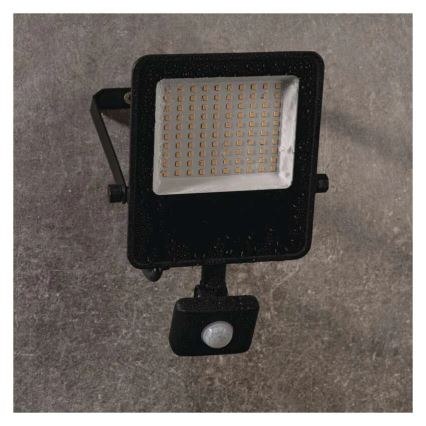 LED Floodlight with a sensor VISIO LED/50W/230V 4000K IP65