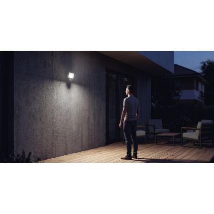 LED Floodlight with Motion and Dusk Sensor TAMBO EVO LED/10W/230V 4000K IP44 Black