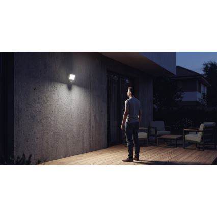 LED Floodlight with Motion and Dusk Sensor TAMBO EVO LED/30W/230V 4000K IP44 Black
